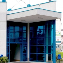 Fasada_slup-rygl _z_drzwiami_Yawal_10